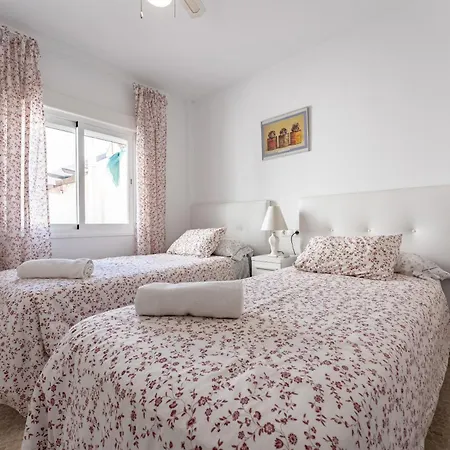 Apartamento Fuengirola Фуэнхирола